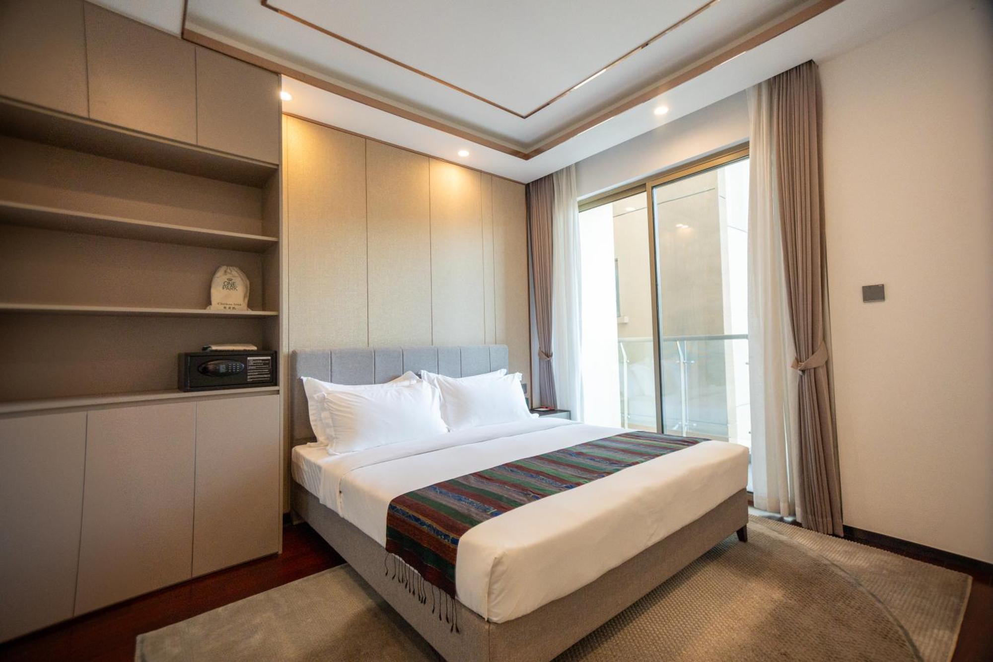 One Park Hotel & Residence Phnom Penh Eksteriør bilde